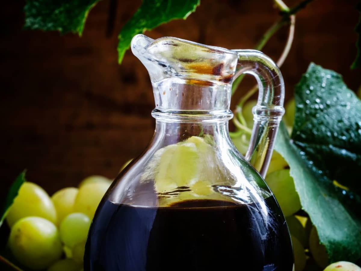 olive oils and balsamic vinegars